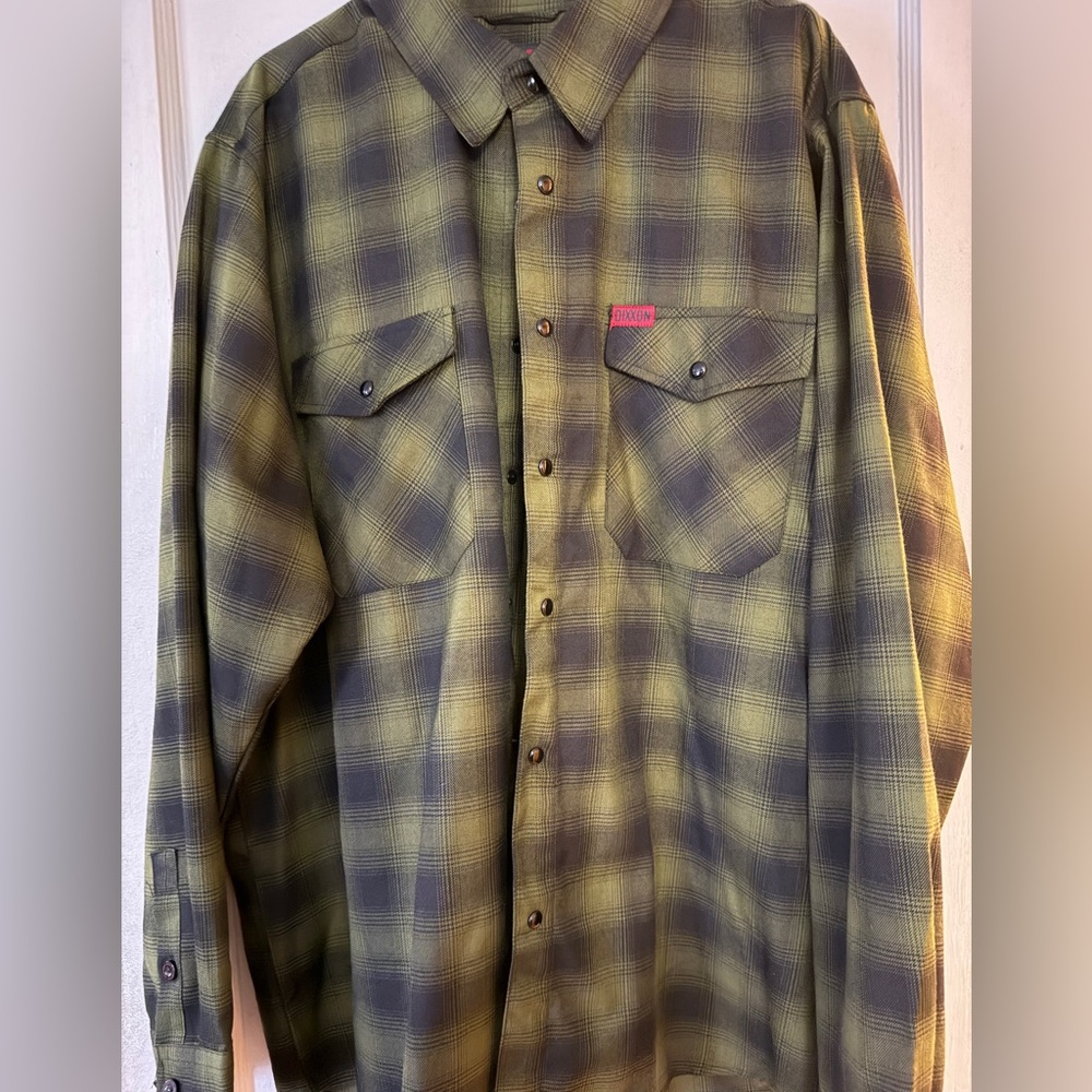DIXXON Lone Wolf Plaid Skirt NWOT